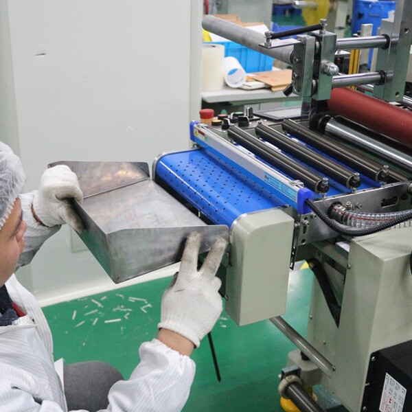 安裝模切機-天勢科技 安裝模切機-天勢科技